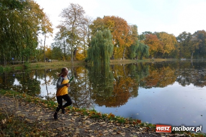 Zdjęcie w galerii na portalu naszraciborz.pl: Rejonowe Sztafetowe Biegi Przełajowe - w Tworkowie walczono o awans do finału wojewódzkiego  wiadomości z regionu
