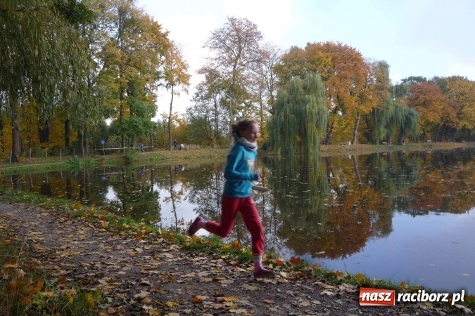 Zdjęcie w galerii na portalu naszraciborz.pl: Rejonowe Sztafetowe Biegi Przełajowe - w Tworkowie walczono o awans do finału wojewódzkiego  wiadomości z regionu