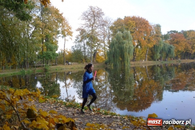 Zdjęcie w galerii na portalu naszraciborz.pl: Rejonowe Sztafetowe Biegi Przełajowe - w Tworkowie walczono o awans do finału wojewódzkiego  wiadomości z regionu