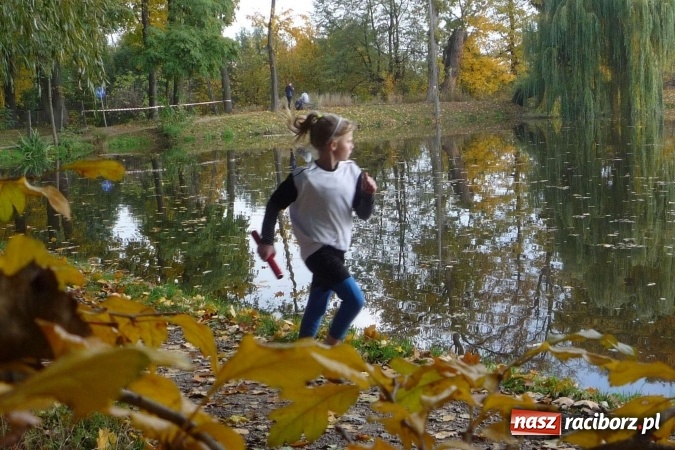 Zdjęcie w galerii na portalu naszraciborz.pl: Rejonowe Sztafetowe Biegi Przełajowe - w Tworkowie walczono o awans do finału wojewódzkiego  wiadomości z regionu