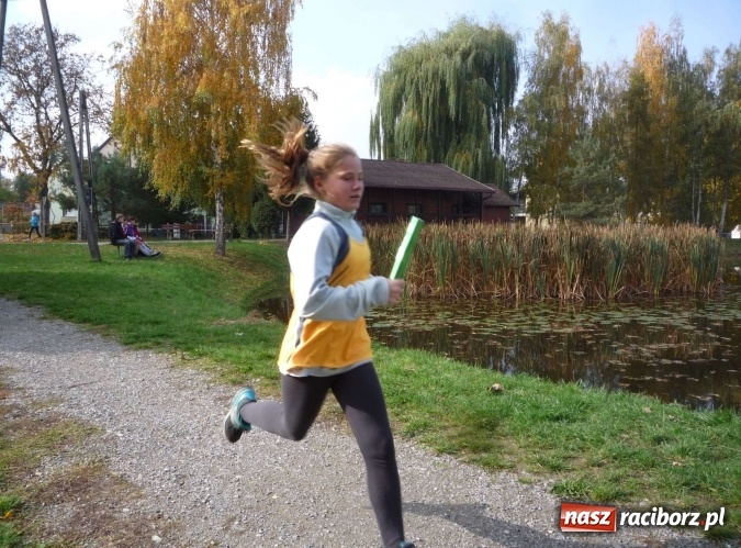 Zdjęcie w galerii na portalu naszraciborz.pl: Rejonowe Sztafetowe Biegi Przełajowe - w Tworkowie walczono o awans do finału wojewódzkiego  wiadomości z regionu