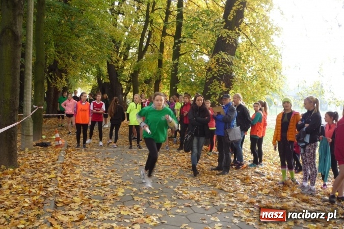 Zdjęcie w galerii na portalu naszraciborz.pl: Rejonowe Sztafetowe Biegi Przełajowe - w Tworkowie walczono o awans do finału wojewódzkiego  wiadomości z regionu