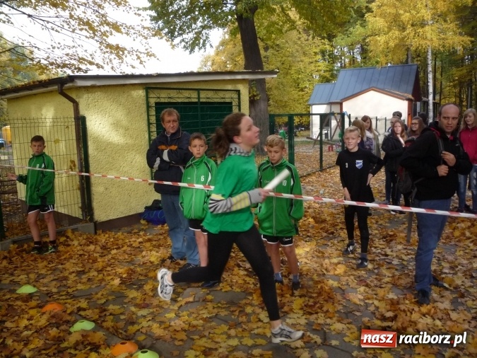 Zdjęcie w galerii na portalu naszraciborz.pl: Rejonowe Sztafetowe Biegi Przełajowe - w Tworkowie walczono o awans do finału wojewódzkiego  wiadomości z regionu