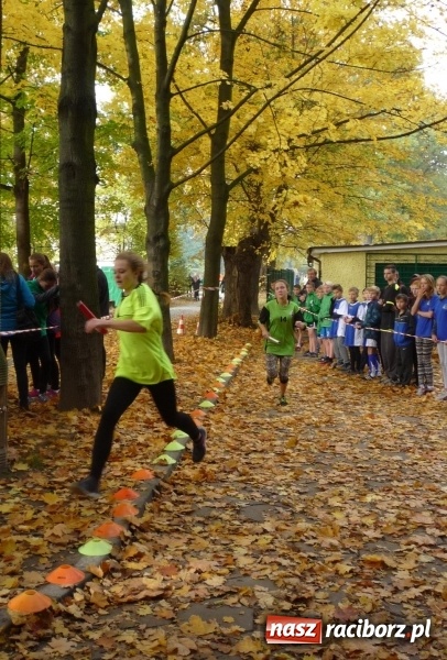 Zdjęcie w galerii na portalu naszraciborz.pl: Rejonowe Sztafetowe Biegi Przełajowe - w Tworkowie walczono o awans do finału wojewódzkiego  wiadomości z regionu