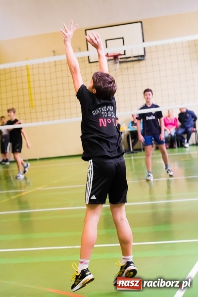 Zdjęcie w galerii na portalu naszraciborz.pl: Mistrzostwa Raciborza Szk&oacute;ł Gimnazjalnych w Dw&oacute;jkach Siatkarskich Chłopc&oacute;w wiadomości z regionu