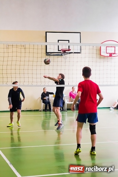 Zdjęcie w galerii na portalu naszraciborz.pl: Mistrzostwa Raciborza Szk&oacute;ł Gimnazjalnych w Dw&oacute;jkach Siatkarskich Chłopc&oacute;w wiadomości z regionu