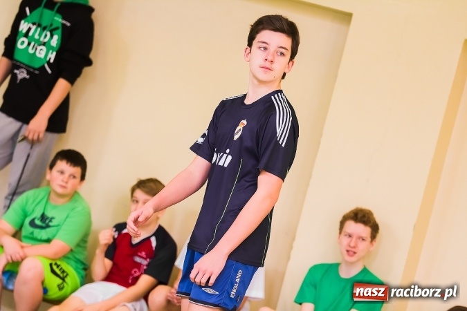 Zdjęcie w galerii na portalu naszraciborz.pl: Mistrzostwa Raciborza Szk&oacute;ł Gimnazjalnych w Dw&oacute;jkach Siatkarskich Chłopc&oacute;w wiadomości z regionu