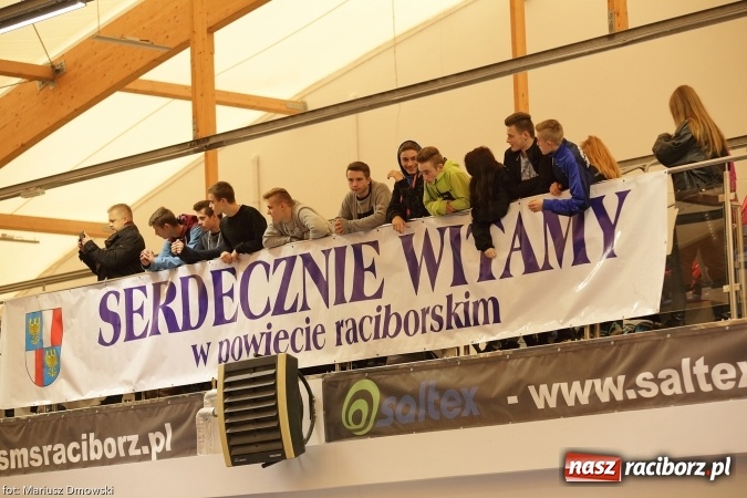 Zdjęcie w galerii na portalu naszraciborz.pl: Jesienne Międzynarodowe Halowe Mistrzostwa Powiatu Raciborskiego w Lekkiej Atletyce wiadomości z regionu