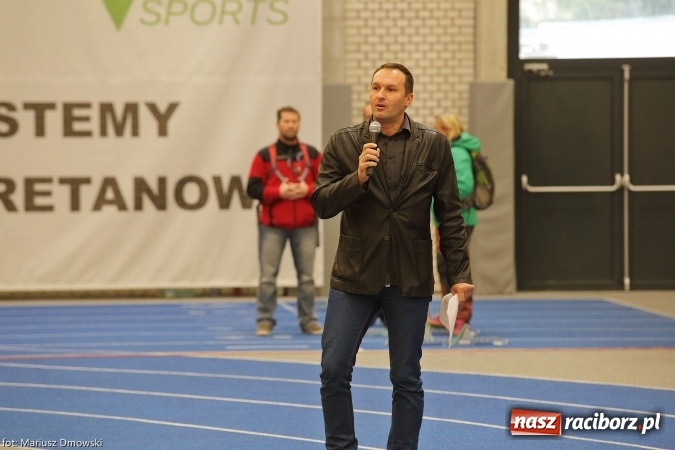 Zdjęcie w galerii na portalu naszraciborz.pl: Jesienne Międzynarodowe Halowe Mistrzostwa Powiatu Raciborskiego w Lekkiej Atletyce wiadomości z regionu