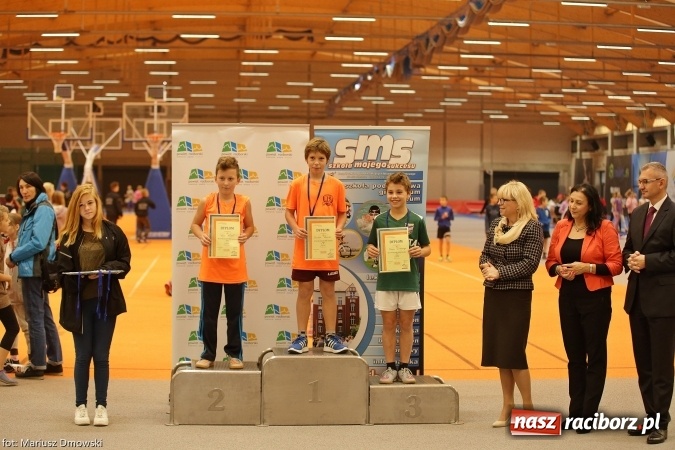 Zdjęcie w galerii na portalu naszraciborz.pl: Jesienne Międzynarodowe Halowe Mistrzostwa Powiatu Raciborskiego w Lekkiej Atletyce wiadomości z regionu