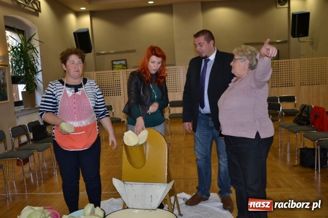 Zdjęcie w galerii na portalu naszraciborz.pl: Jesienne tworkowskie kiszynie kapusty wiadomości z regionu