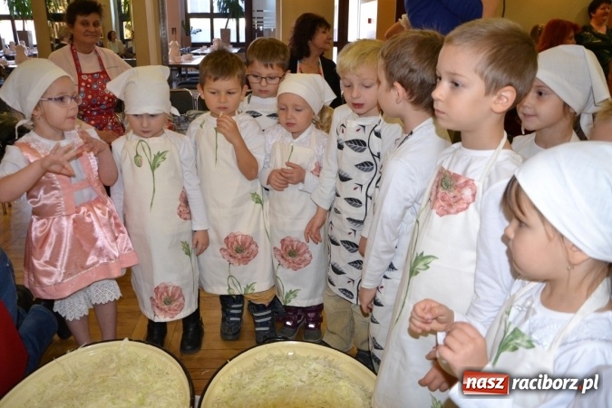 Zdjęcie w galerii na portalu naszraciborz.pl: Jesienne tworkowskie kiszynie kapusty wiadomości z regionu