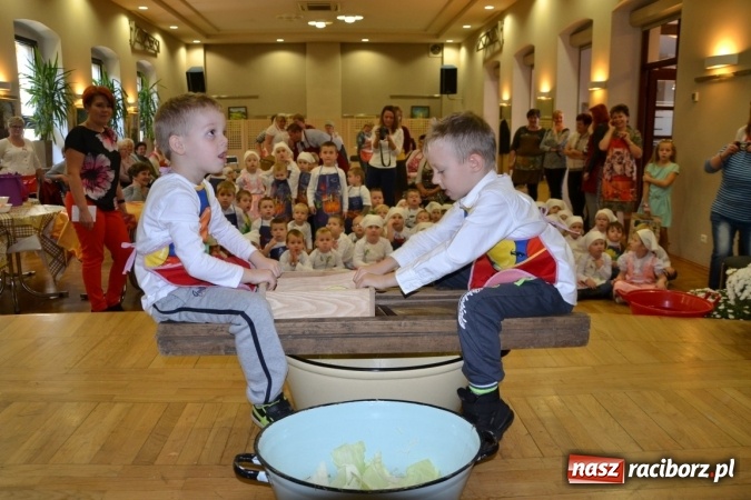 Zdjęcie w galerii na portalu naszraciborz.pl: Jesienne tworkowskie kiszynie kapusty wiadomości z regionu