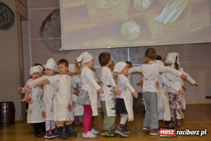 Zdjęcie w galerii na portalu naszraciborz.pl: Jesienne tworkowskie kiszynie kapusty wiadomości z regionu