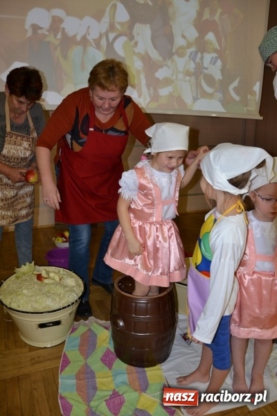 Zdjęcie w galerii na portalu naszraciborz.pl: Jesienne tworkowskie kiszynie kapusty wiadomości z regionu