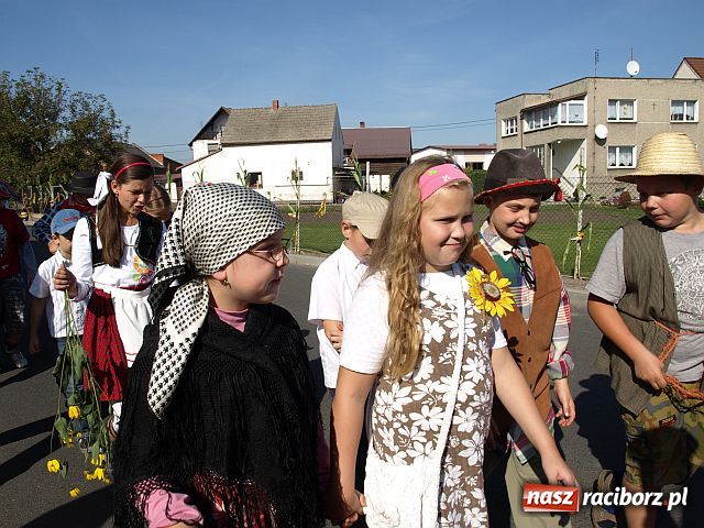 Zdjęcie w galerii na portalu naszraciborz.pl: Dożynki w STUDZIENNEJ wiadomości z regionu