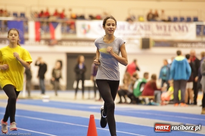 Zdjęcie w galerii na portalu naszraciborz.pl: Jesienne Międzynarodowe Halowe Mistrzostwa Powiatu Raciborskiego w Lekkiej Atletyce wiadomości z regionu