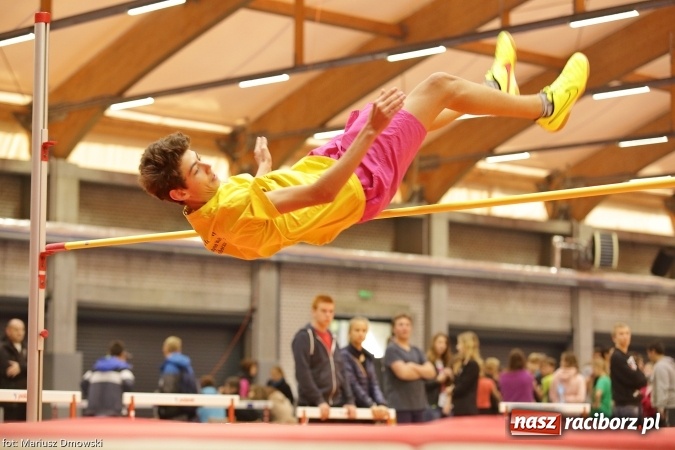Zdjęcie w galerii na portalu naszraciborz.pl: Jesienne Międzynarodowe Halowe Mistrzostwa Powiatu Raciborskiego w Lekkiej Atletyce wiadomości z regionu