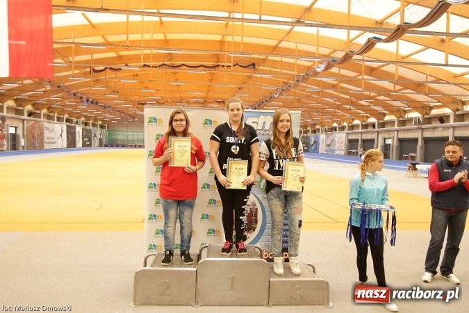 Zdjęcie w galerii na portalu naszraciborz.pl: Jesienne Międzynarodowe Halowe Mistrzostwa Powiatu Raciborskiego w Lekkiej Atletyce wiadomości z regionu
