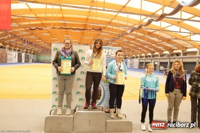 Zdjęcie w galerii na portalu naszraciborz.pl: Jesienne Międzynarodowe Halowe Mistrzostwa Powiatu Raciborskiego w Lekkiej Atletyce wiadomości z regionu