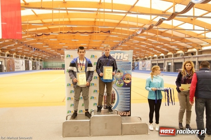 Zdjęcie w galerii na portalu naszraciborz.pl: Jesienne Międzynarodowe Halowe Mistrzostwa Powiatu Raciborskiego w Lekkiej Atletyce wiadomości z regionu