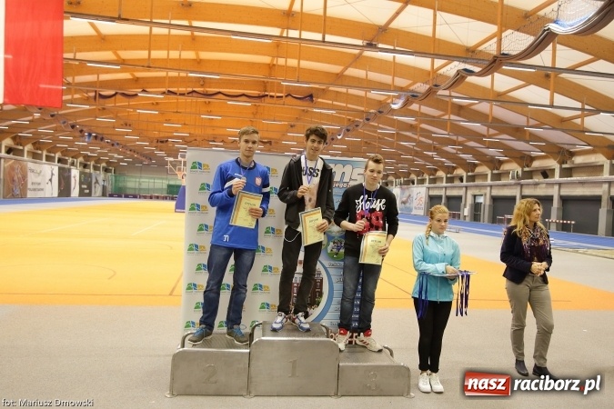 Zdjęcie w galerii na portalu naszraciborz.pl: Jesienne Międzynarodowe Halowe Mistrzostwa Powiatu Raciborskiego w Lekkiej Atletyce wiadomości z regionu
