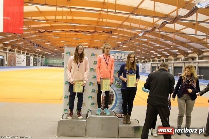 Zdjęcie w galerii na portalu naszraciborz.pl: Jesienne Międzynarodowe Halowe Mistrzostwa Powiatu Raciborskiego w Lekkiej Atletyce wiadomości z regionu