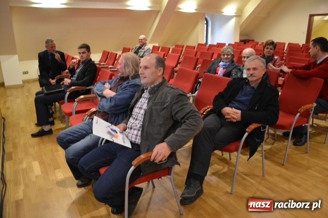Zdjęcie w galerii na portalu naszraciborz.pl: O fotowoltaice na raciborskim zamku wiadomości z regionu