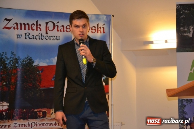 Zdjęcie w galerii na portalu naszraciborz.pl: O fotowoltaice na raciborskim zamku wiadomości z regionu