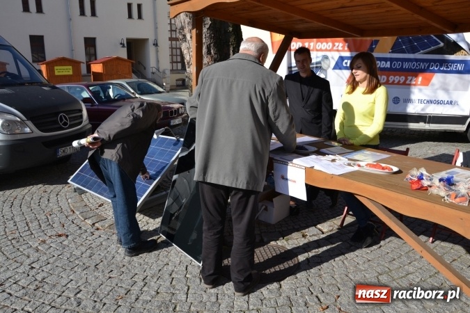 Zdjęcie w galerii na portalu naszraciborz.pl: O fotowoltaice na raciborskim zamku wiadomości z regionu