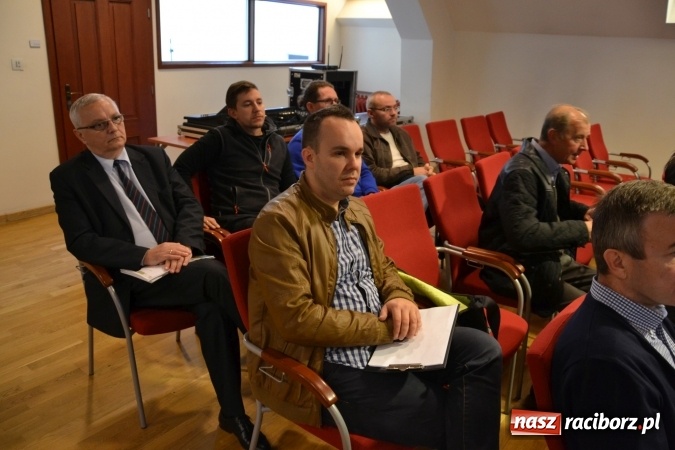 Zdjęcie w galerii na portalu naszraciborz.pl: O fotowoltaice na raciborskim zamku wiadomości z regionu