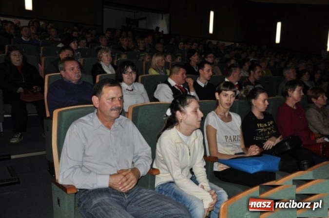 Zdjęcie w galerii na portalu naszraciborz.pl: Artystyczne zmagania uczestników Warsztatu Terapii Zajęciowej   wiadomości z regionu