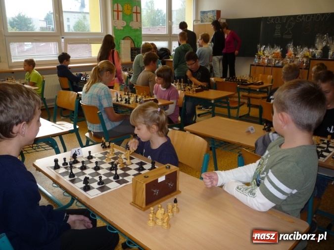 Zdjęcie w galerii na portalu naszraciborz.pl: Tworkowiki na turnieju szachowym w Piszczu wiadomości z regionu