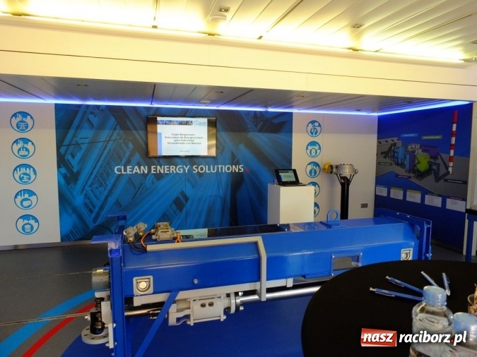 Zdjęcie w galerii na portalu naszraciborz.pl: Road Show 2015 w Rafako S.A. wiadomości z regionu