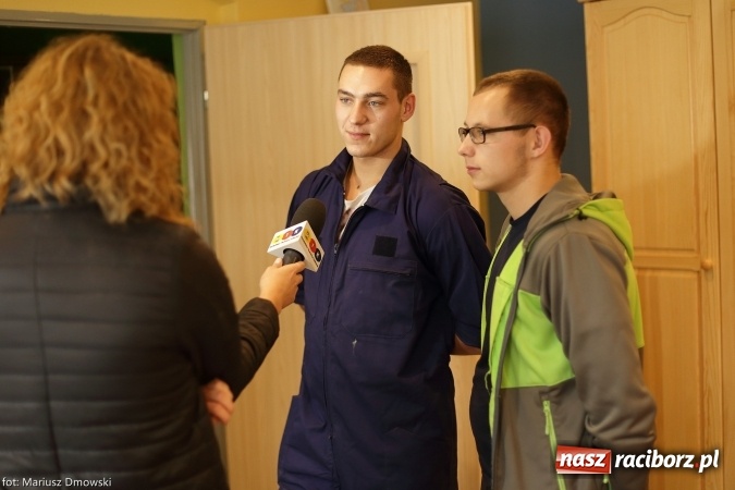 Zdjęcie w galerii na portalu naszraciborz.pl: Piękne Anioły opanowały Racibórz! Kolejne wyremontowane pokoje dla dzieci wiadomości z regionu