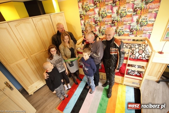 Zdjęcie w galerii na portalu naszraciborz.pl: Piękne Anioły opanowały Racibórz! Kolejne wyremontowane pokoje dla dzieci wiadomości z regionu