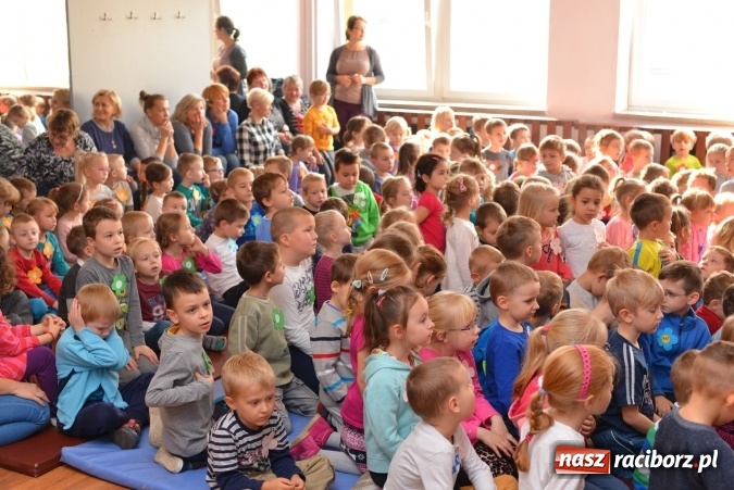 Zdjęcie w galerii na portalu naszraciborz.pl: Pięciolatki do szkół? Szkoła Podstawowa nr 18 uczy już najmłodszych… wiadomości z regionu