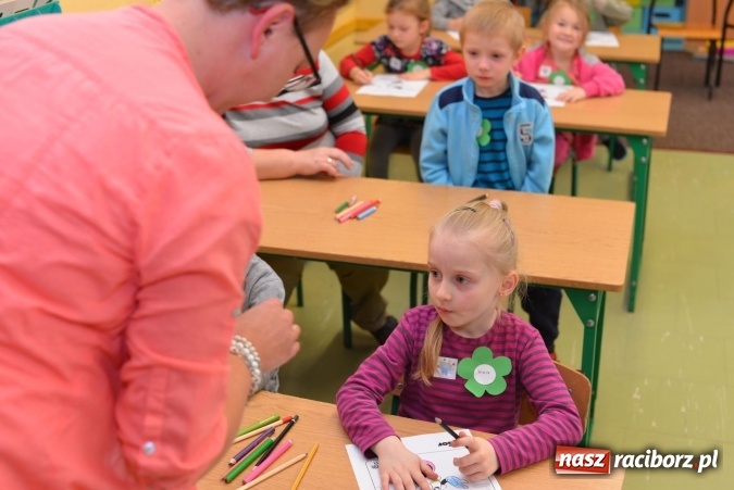 Zdjęcie w galerii na portalu naszraciborz.pl: Pięciolatki do szkół? Szkoła Podstawowa nr 18 uczy już najmłodszych… wiadomości z regionu