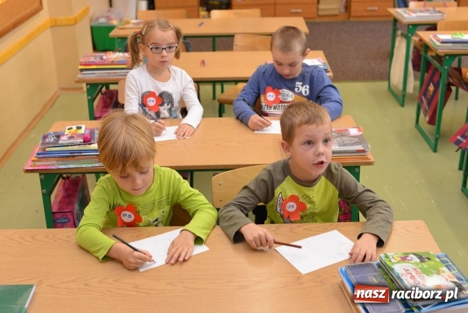 Zdjęcie w galerii na portalu naszraciborz.pl: Pięciolatki do szkół? Szkoła Podstawowa nr 18 uczy już najmłodszych… wiadomości z regionu