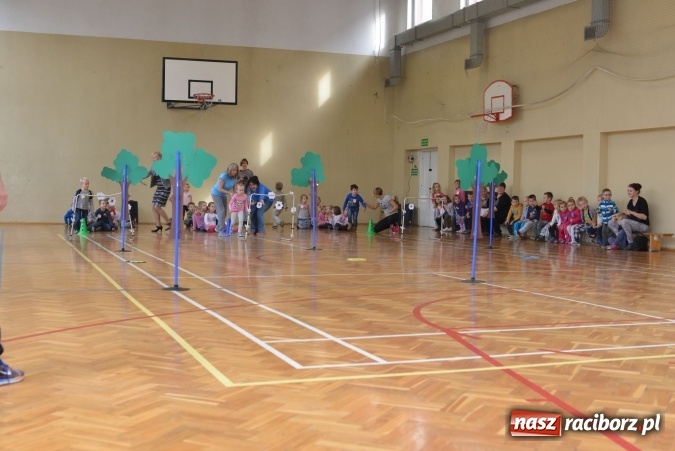 Zdjęcie w galerii na portalu naszraciborz.pl: Pięciolatki do szkół? Szkoła Podstawowa nr 18 uczy już najmłodszych… wiadomości z regionu