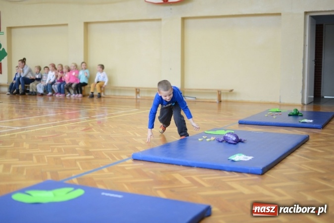 Zdjęcie w galerii na portalu naszraciborz.pl: Pięciolatki do szkół? Szkoła Podstawowa nr 18 uczy już najmłodszych… wiadomości z regionu