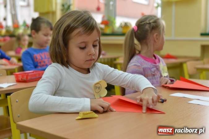 Zdjęcie w galerii na portalu naszraciborz.pl: Pięciolatki do szkół? Szkoła Podstawowa nr 18 uczy już najmłodszych… wiadomości z regionu