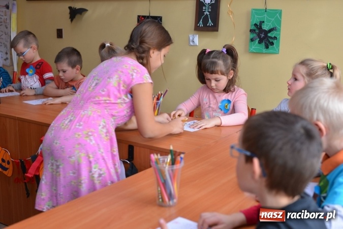 Zdjęcie w galerii na portalu naszraciborz.pl: Pięciolatki do szkół? Szkoła Podstawowa nr 18 uczy już najmłodszych… wiadomości z regionu