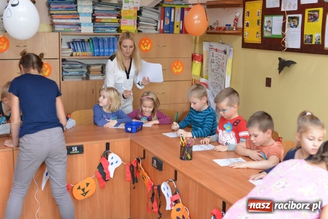 Zdjęcie w galerii na portalu naszraciborz.pl: Pięciolatki do szkół? Szkoła Podstawowa nr 18 uczy już najmłodszych… wiadomości z regionu