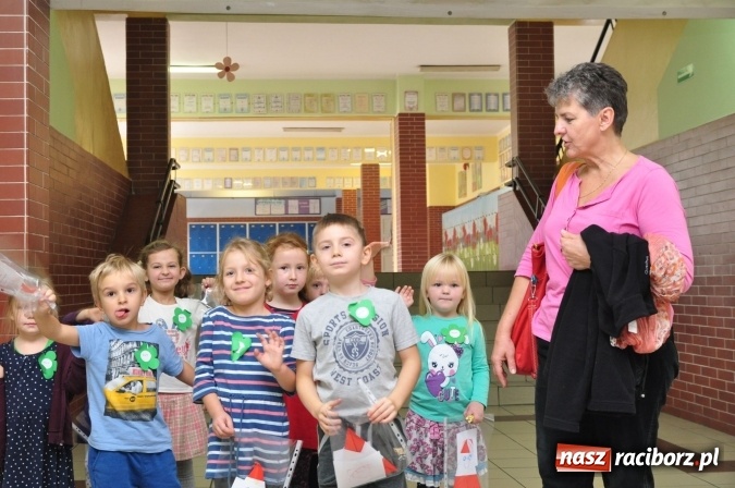 Zdjęcie w galerii na portalu naszraciborz.pl: Pięciolatki do szkół? Szkoła Podstawowa nr 18 uczy już najmłodszych… wiadomości z regionu