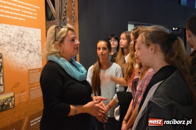 Zdjęcie w galerii na portalu naszraciborz.pl: Wycieczka integracyjna gimnazjalistów z Krzanowic i raciborskiego Gimnazjum nr 3 wiadomości z regionu