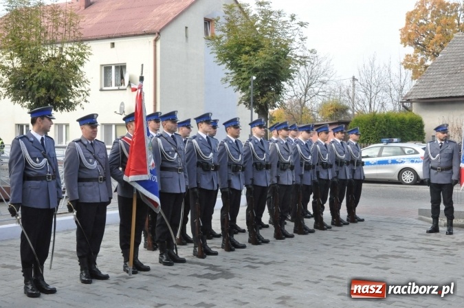 Zdjęcie w galerii na portalu naszraciborz.pl: Komisariat w Kuźni Raciborskiej jak spod igły wiadomości z regionu
