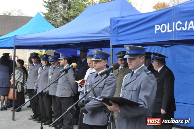 Zdjęcie w galerii na portalu naszraciborz.pl: Komisariat w Kuźni Raciborskiej jak spod igły wiadomości z regionu