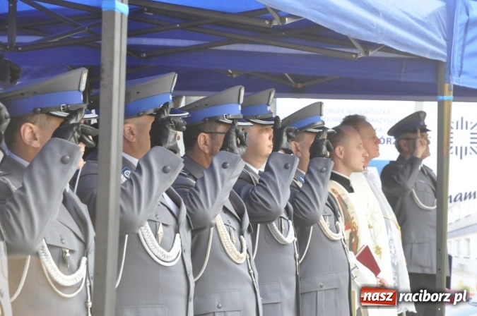 Zdjęcie w galerii na portalu naszraciborz.pl: Komisariat w Kuźni Raciborskiej jak spod igły wiadomości z regionu