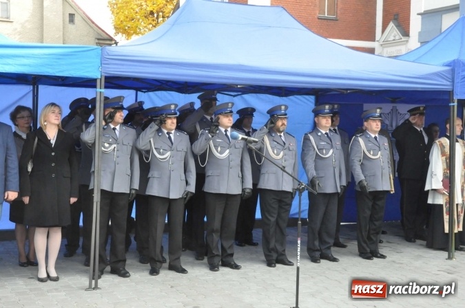 Zdjęcie w galerii na portalu naszraciborz.pl: Komisariat w Kuźni Raciborskiej jak spod igły wiadomości z regionu